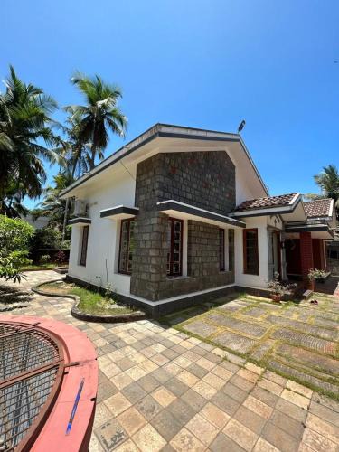Malpe House | DIVINE GRACE Homestay