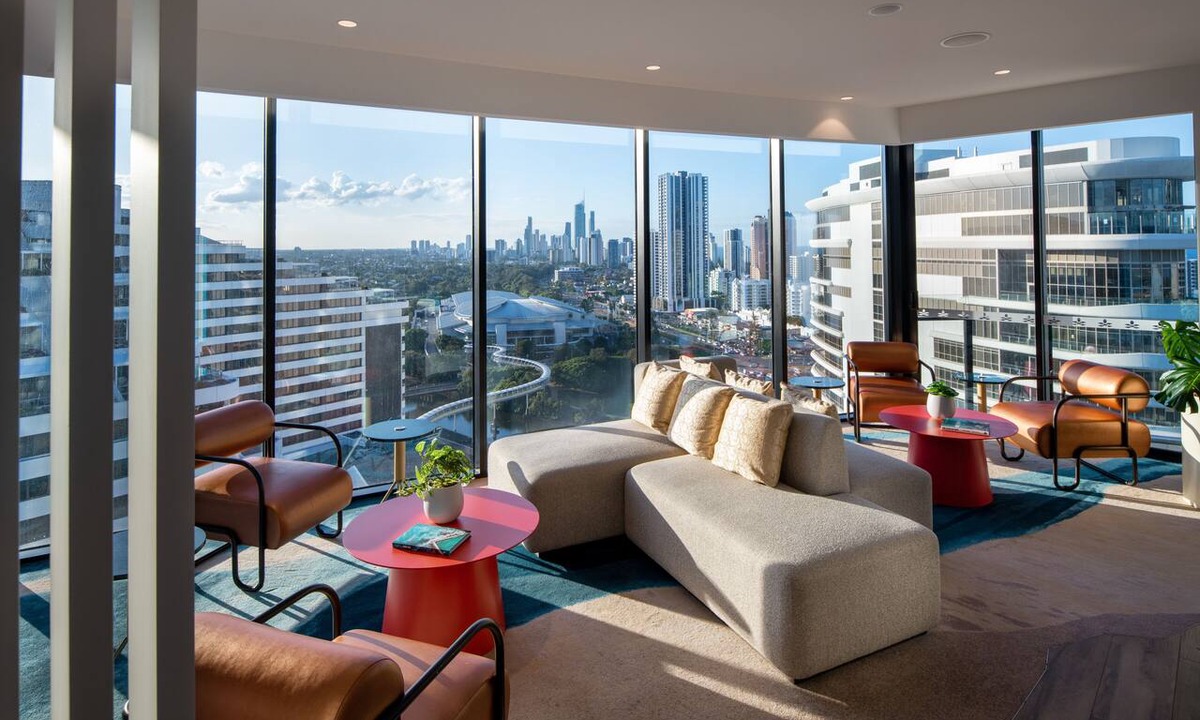 Broadbeach Hotel | Dorsett Gold Coast