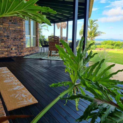 Nindaroo House | Doug's Place