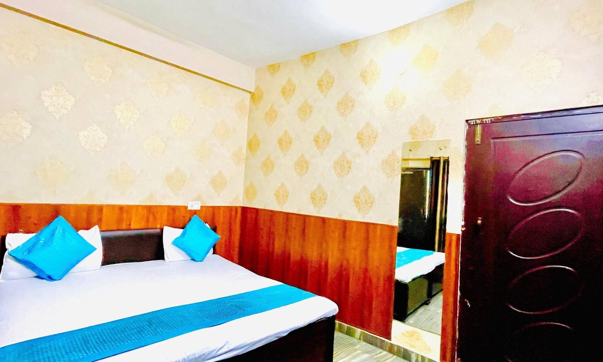 Dehradun Hotel | DOWN TOWN STAYS