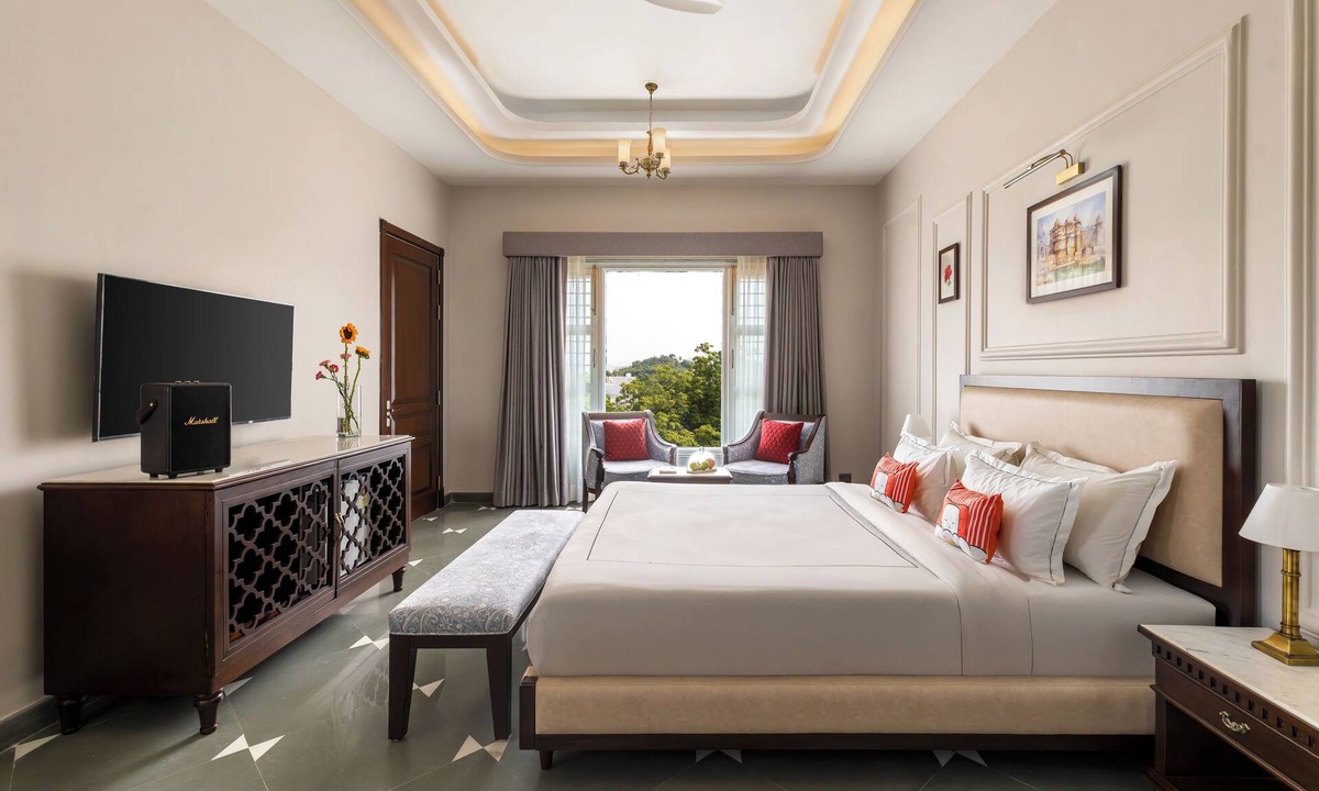 Bedla Hotel | Downtown The Hills Collective