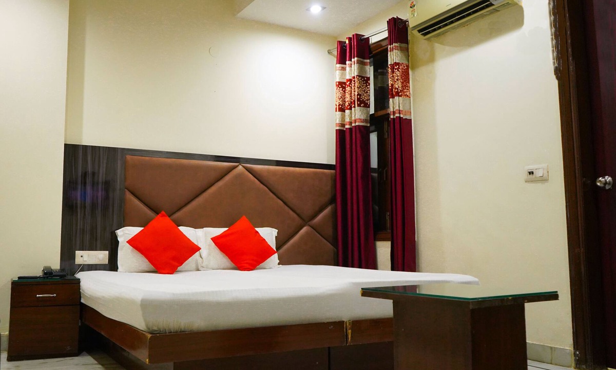 Patel Nagar Hotel | East Inn Patel Nagar