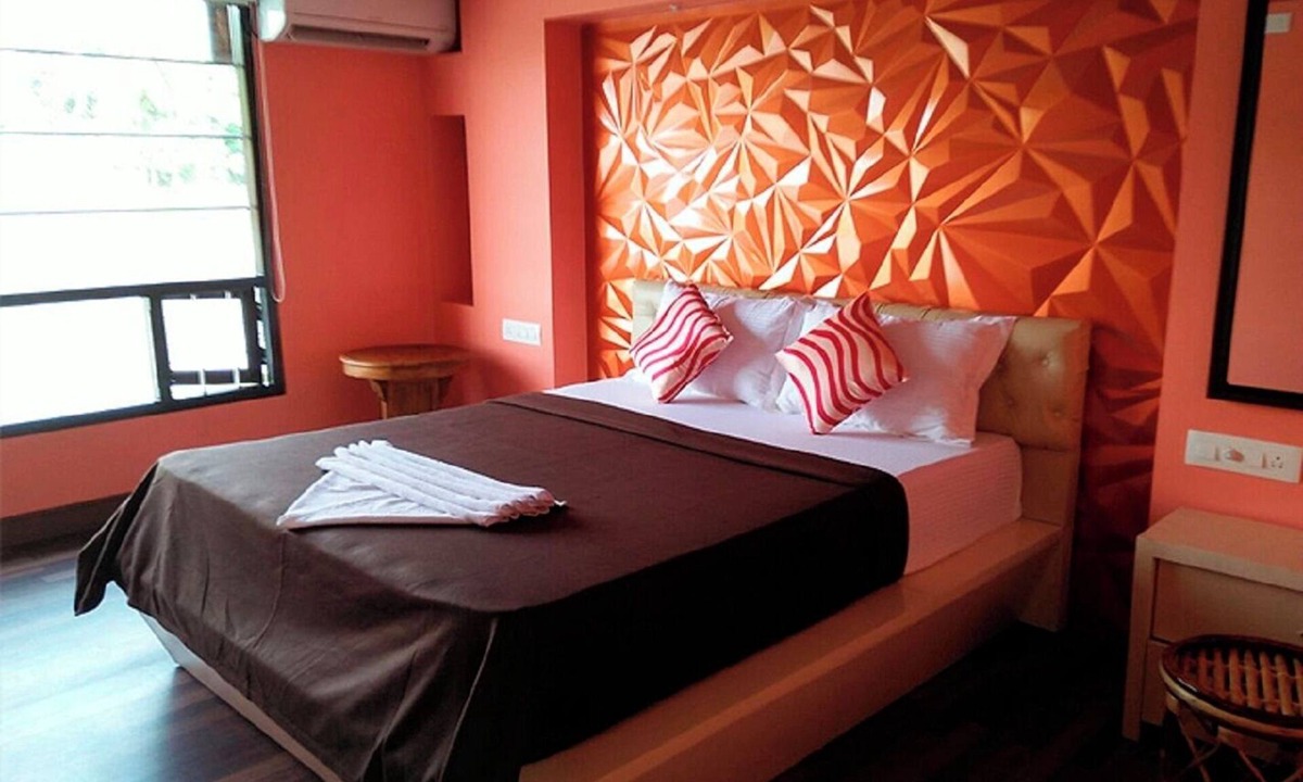 Aryad South Boat Rental | Eco House Boats - Alleppey Kerala