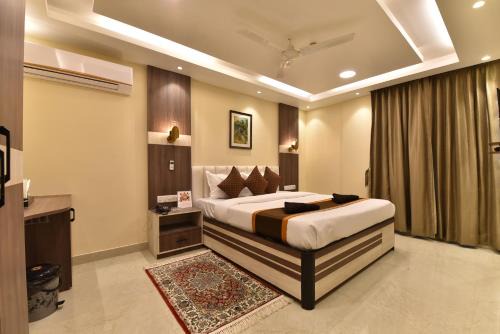Balurghat Hotel | Eennra Attrayee Guest House & Banquet