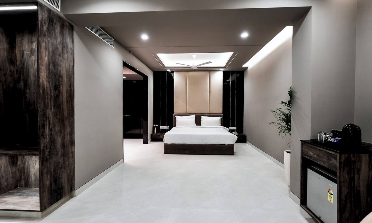 Agra Hotel | Elinor Hotel