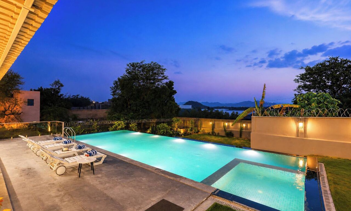 Bedla Apartment | ELIVAAS Miran with shared Pool & Garden
