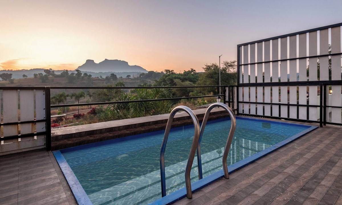 Igatpuri Villa | ELIVAAS White House 7BHK Villa