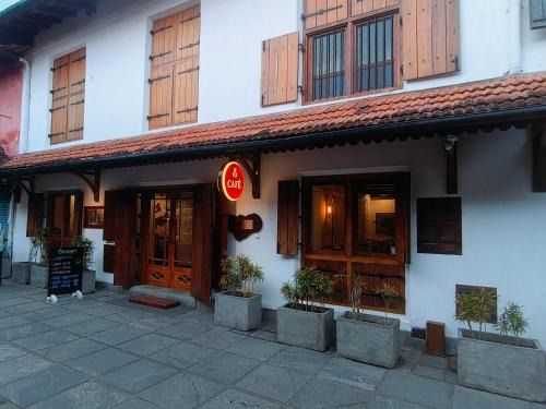 Kochi Hotel | Ezekiel House