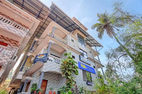 Baga Hotel | FabHotel Crystal Bay Baga