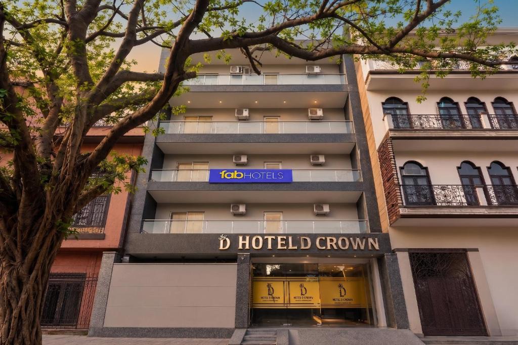 Adarsh Nagar Hotel | FabHotel D Crown - Nr Ashok Vihar