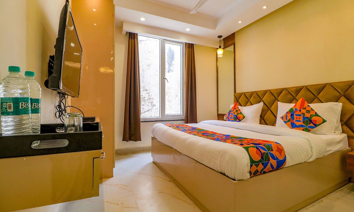 Pitampura Hotel | Fabhotel F9 Pitampura