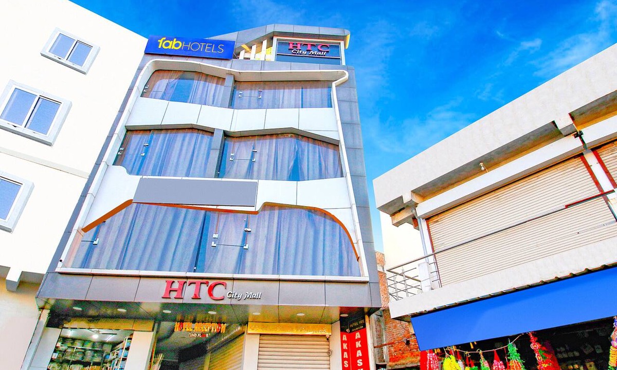Bhopal Hotel | FabHotel HTC