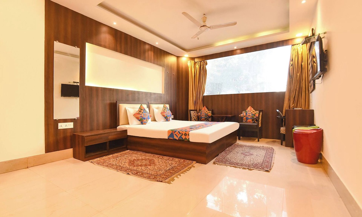 Kolkata Hotel | Fabhotel Motisarai