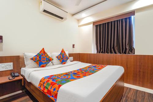 Gopalapuram Hotel | FabHotel Stayz Inn US Consulate