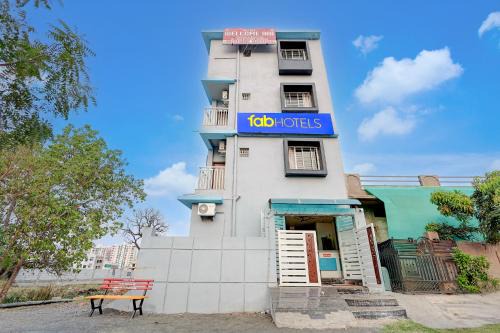 Nagpur Hotel | FabHotel Welcome Inn Besa
