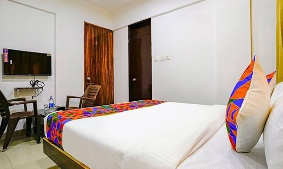 Balewadi Hotel | Fabhotel Woods Regency