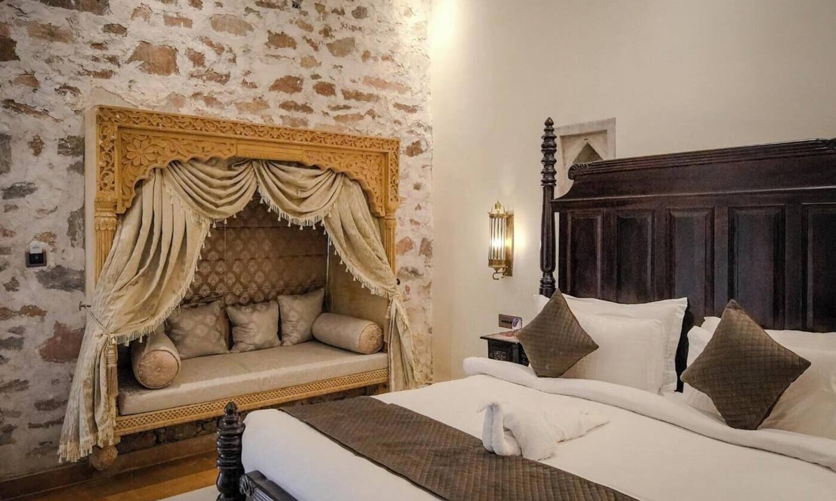 Alwar Hotel | Fort Dadhikar, Alwar