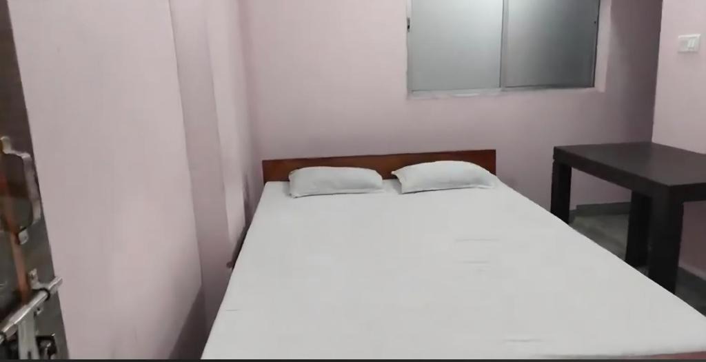 Rajendra Nagar House | Ganga Bhagirath Hotel Couple friendly