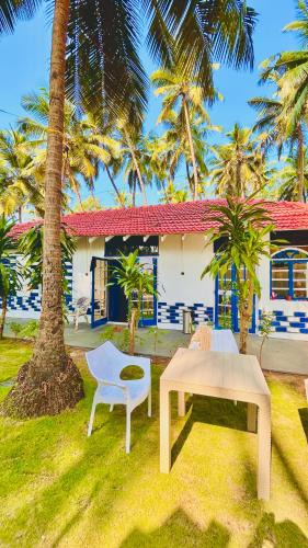 Palolem Hostel | Garden Aroma Palolem, Beachside Hostel & Cafe Bar