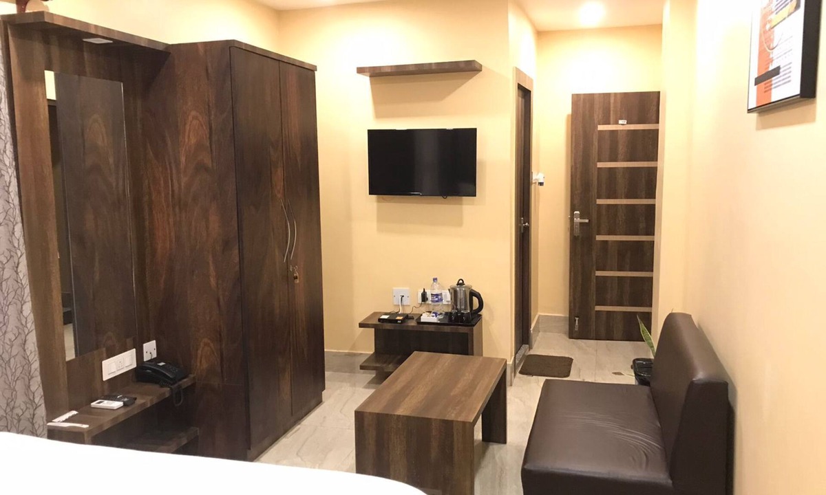 Chandannagar Hotel | GHARANA RESORT