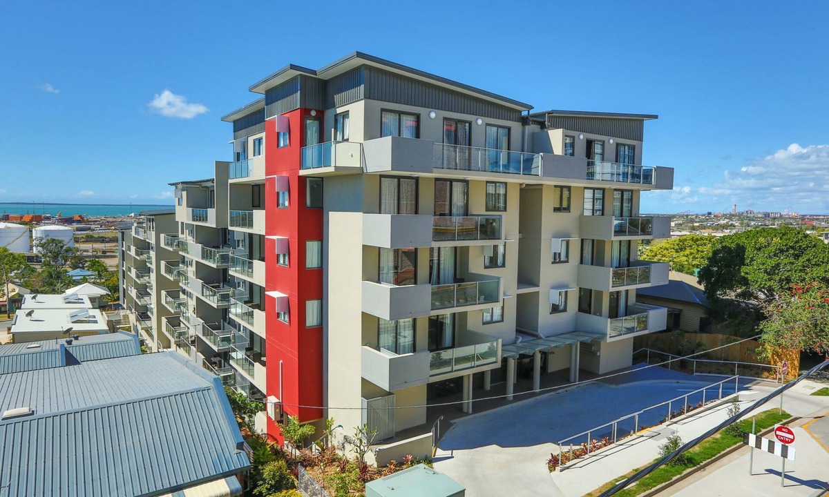 Gladstone Apartment | Gladstone Central Plaza