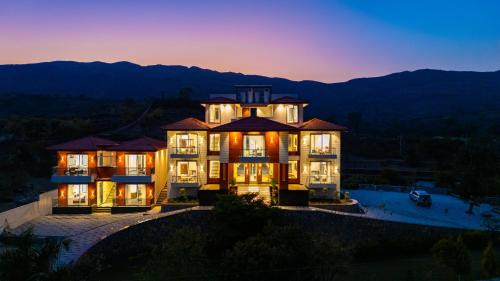 Gogunda Villa | Godan 10-BHK by ELIVAAS Signature