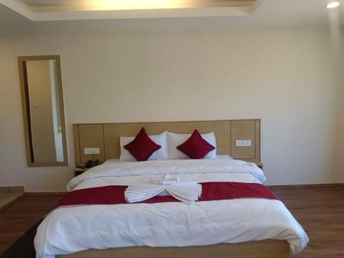 Gangtok Hotel | Goroomgo Hotel Kings Palace Near Mt Park - Restaurant & Parking - Prime Location - Luxury and Spacious Room with Newly Renovated - Best Hotel in Gangtok