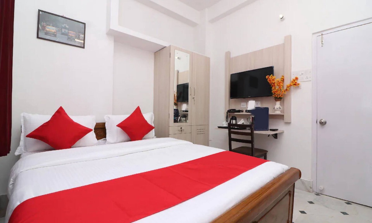 Kolkata Hotel | Goroomgo Manurama Ruby Kolkata