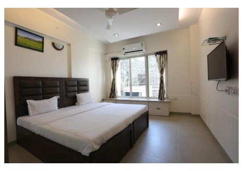Powai Apartment | Grand Rosso Apartments
