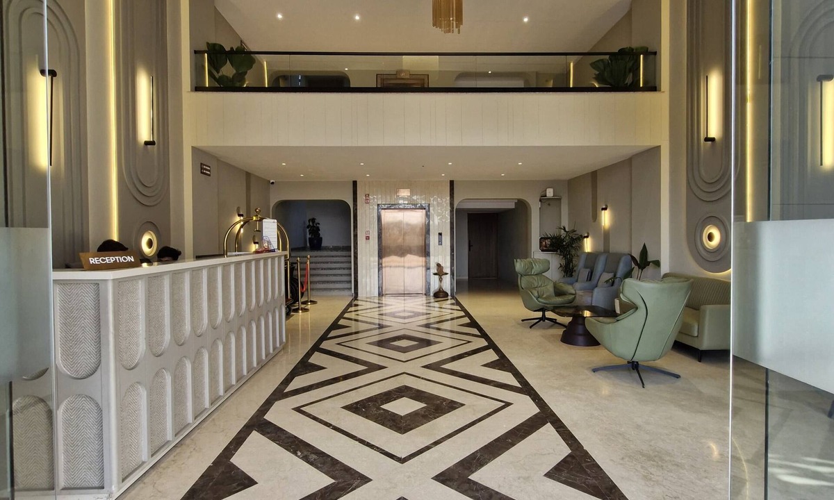 Surat Hotel | GREEN FUSION