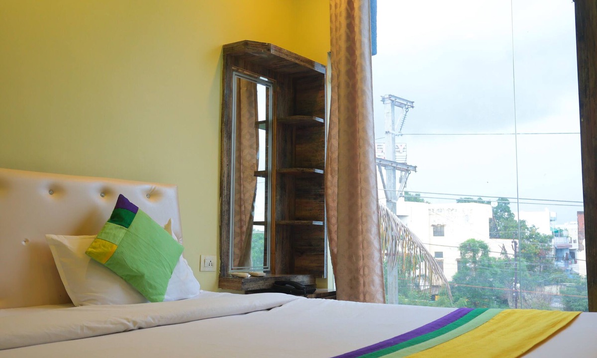 Bhopal Hotel | Green Valley Palace