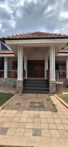 Paud Villa | Green Villa by StayOnVacation