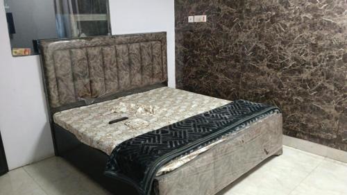 Delhi House | Happy homes 3 BHK Laxmi Nagar