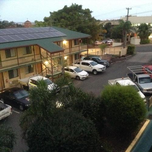 Gladstone Hotel | Harbour Lodge Motel