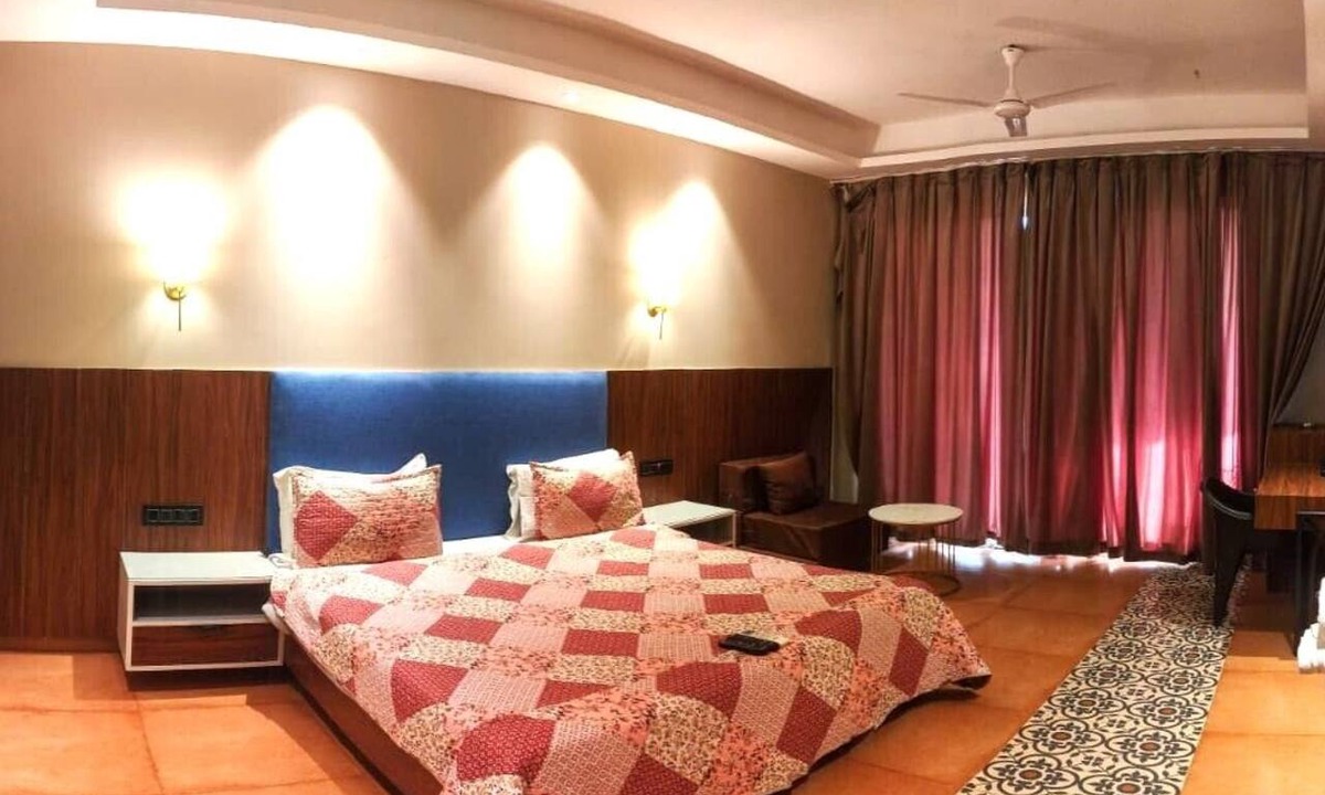 Morjim Hotel | Harsha Beach Hotel by Eutopia