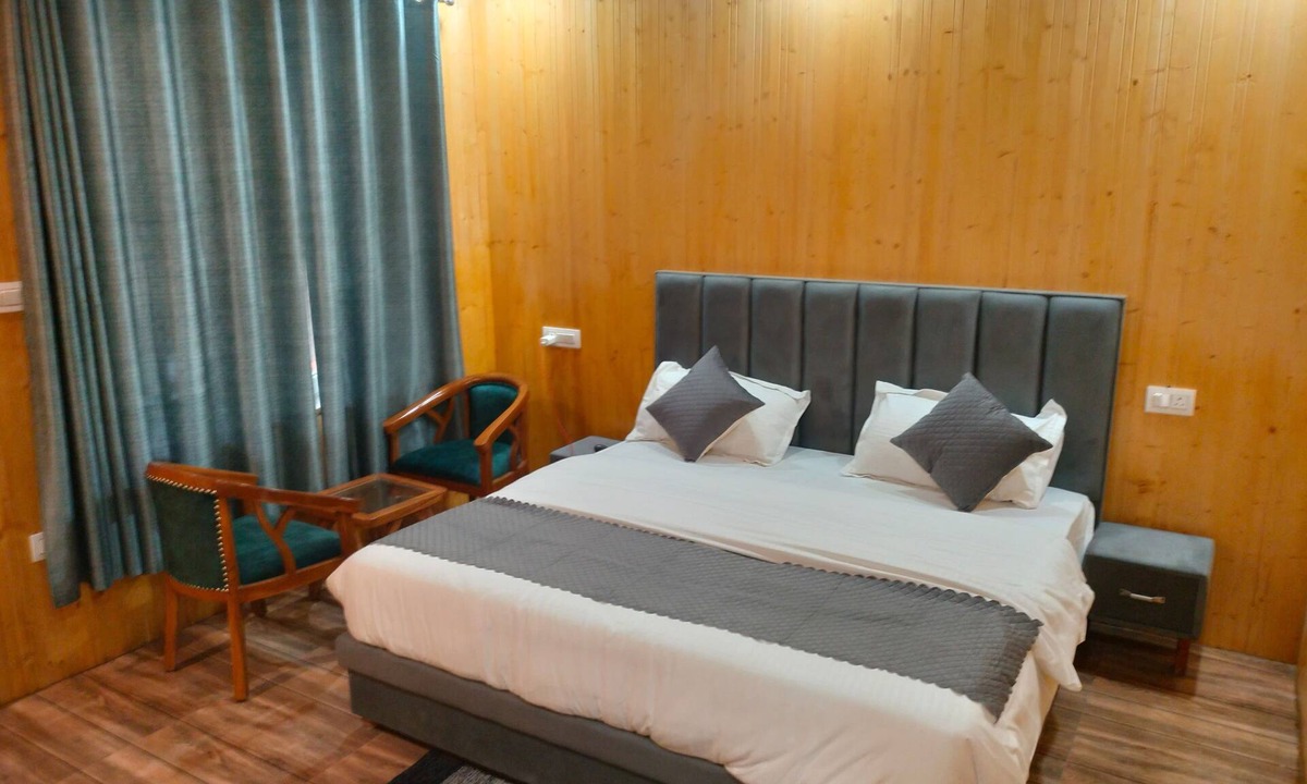 Kharsali Resort | Harsiwoodstone woodstone orchardstay