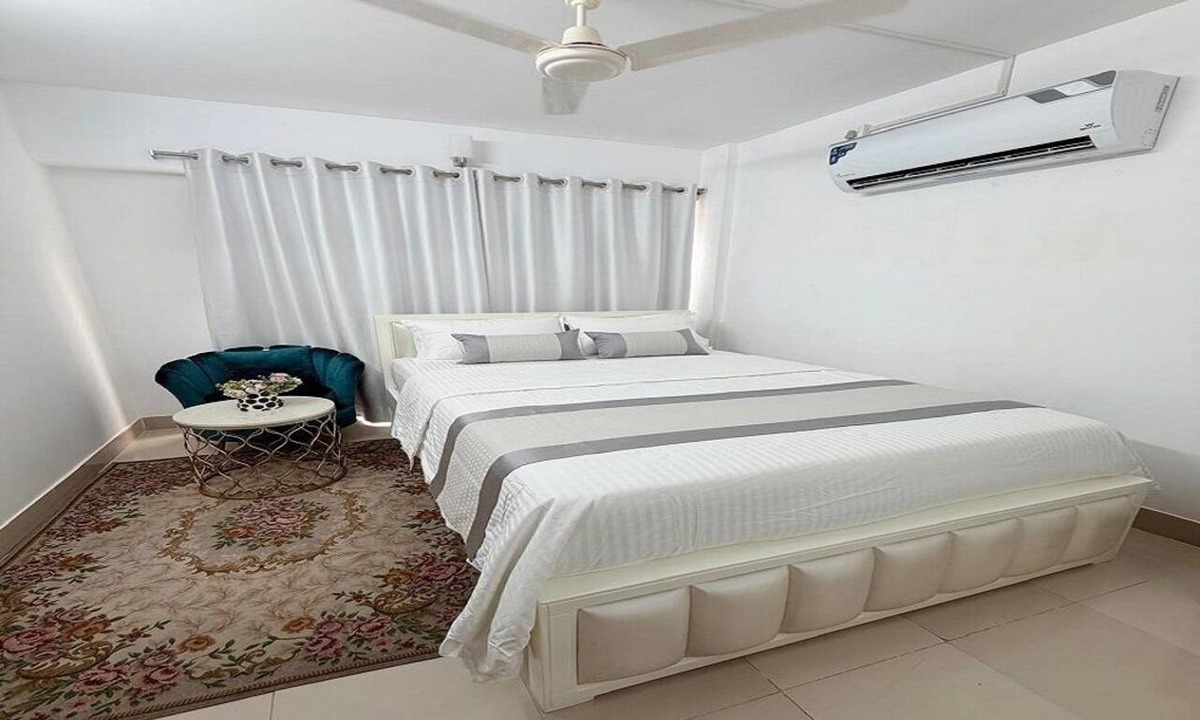 Dhaka Apartment | Havene 11, 2-bedroom apartment in lovely Dhaka with AC for your stay