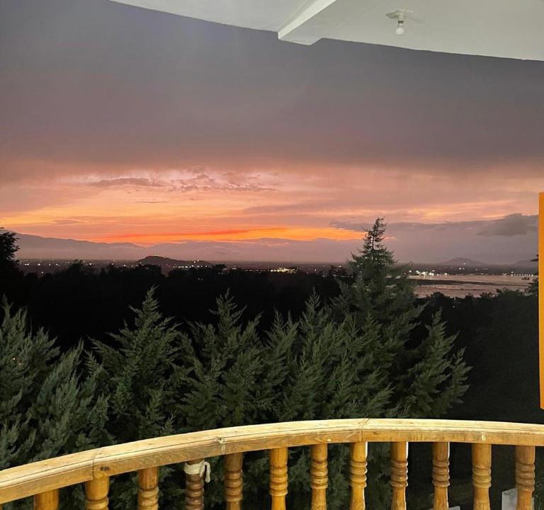 Brein Hotel | HelenBear Forest Resort