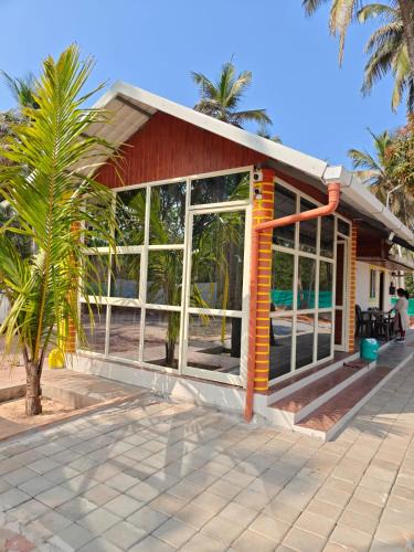 Malpe Apartment | His Grace BEACH AVENUE, Malpe Beach