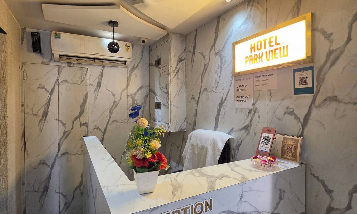 Chandkheda Hotel | Hotal Park View