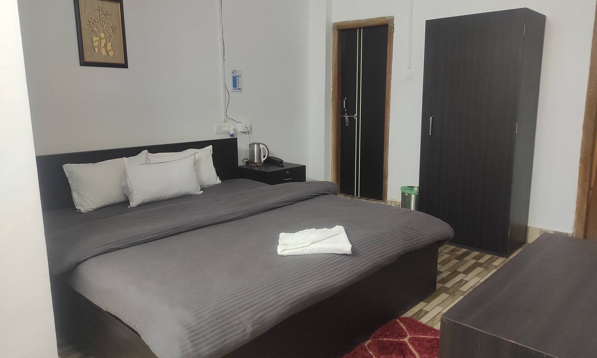 Bomdila Hotel | Hotel 7 Eleven
