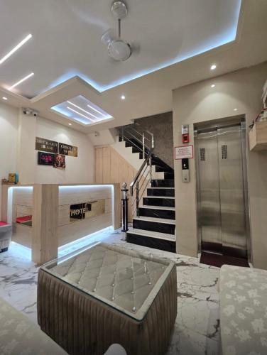 Varanasi Hotel | Hotel Aarti