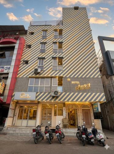 Indore House | Hotel amrit