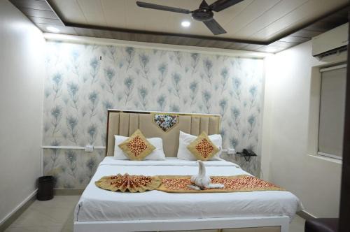 Varanasi Hotel | Hotel Aparajita