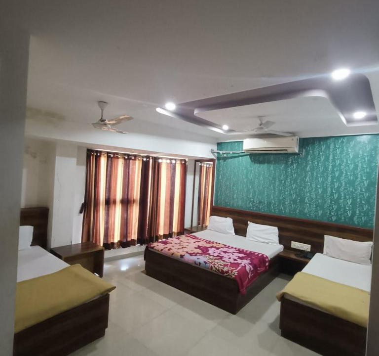 Mahesana Hotel | Hotel Apex