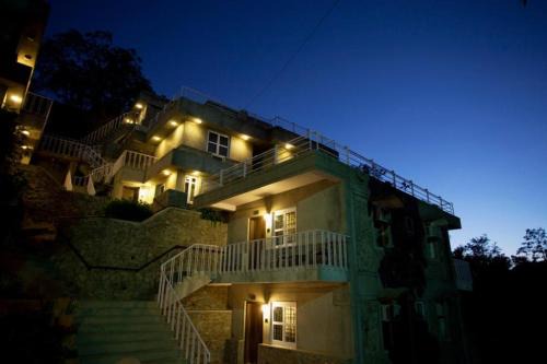 Mount Abu Hotel | Hotel Aravali