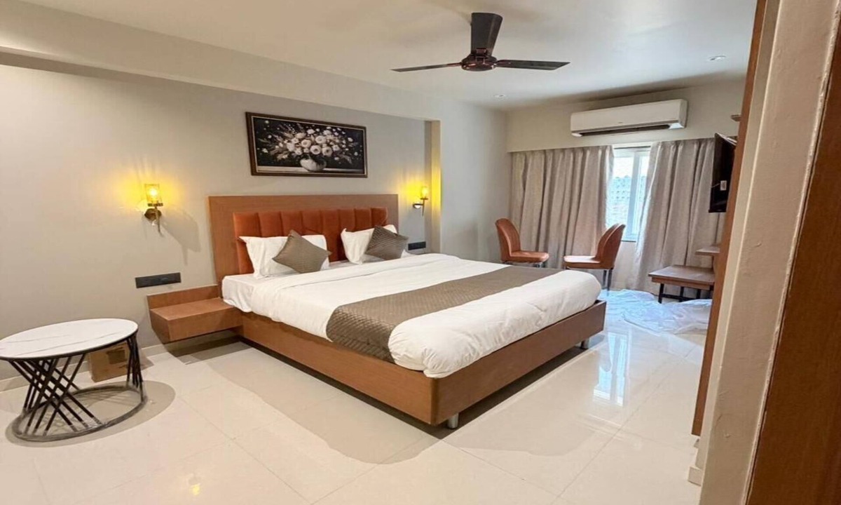 Kopar Khairane Hotel | Hotel Avenue Inn