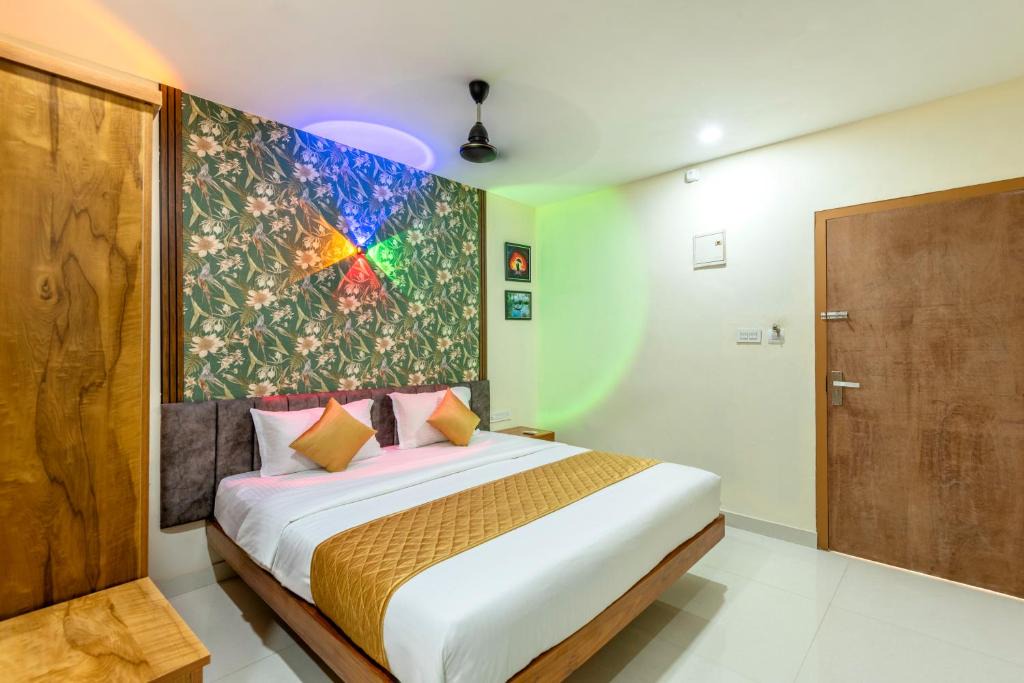 Nileswaram Hotel | Hotel Beverly Residency - Near Nileshwar Railway Station