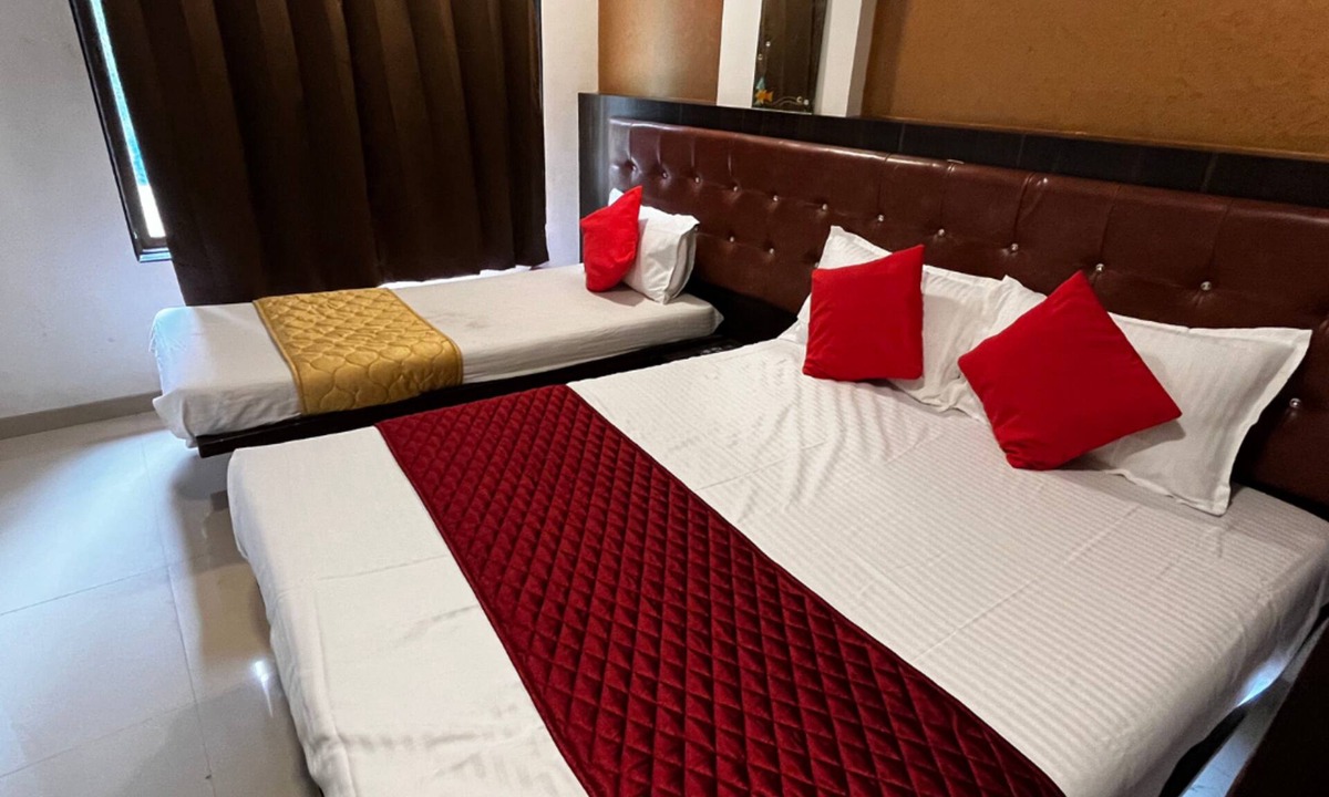 Borivali East Hotel | Hotel Borivali Executive