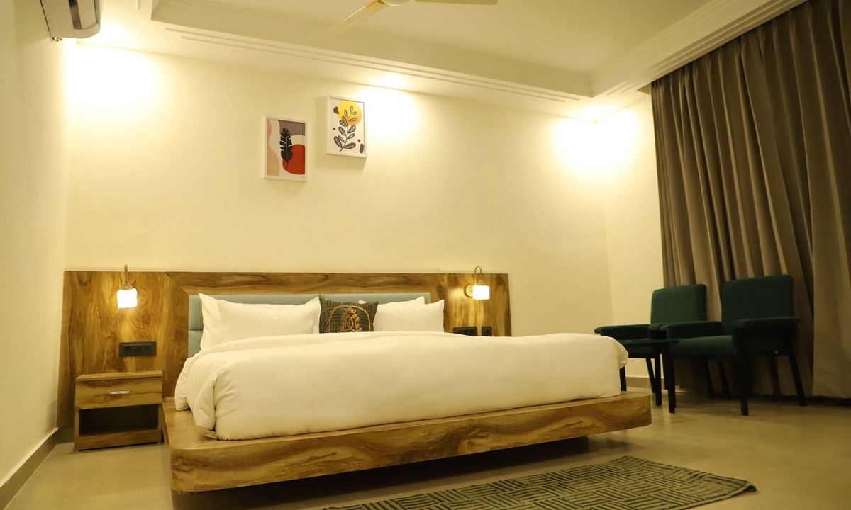 Ahmedabad Hotel | Hotel Canada